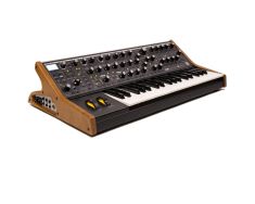 Moog Subsequent 37-0